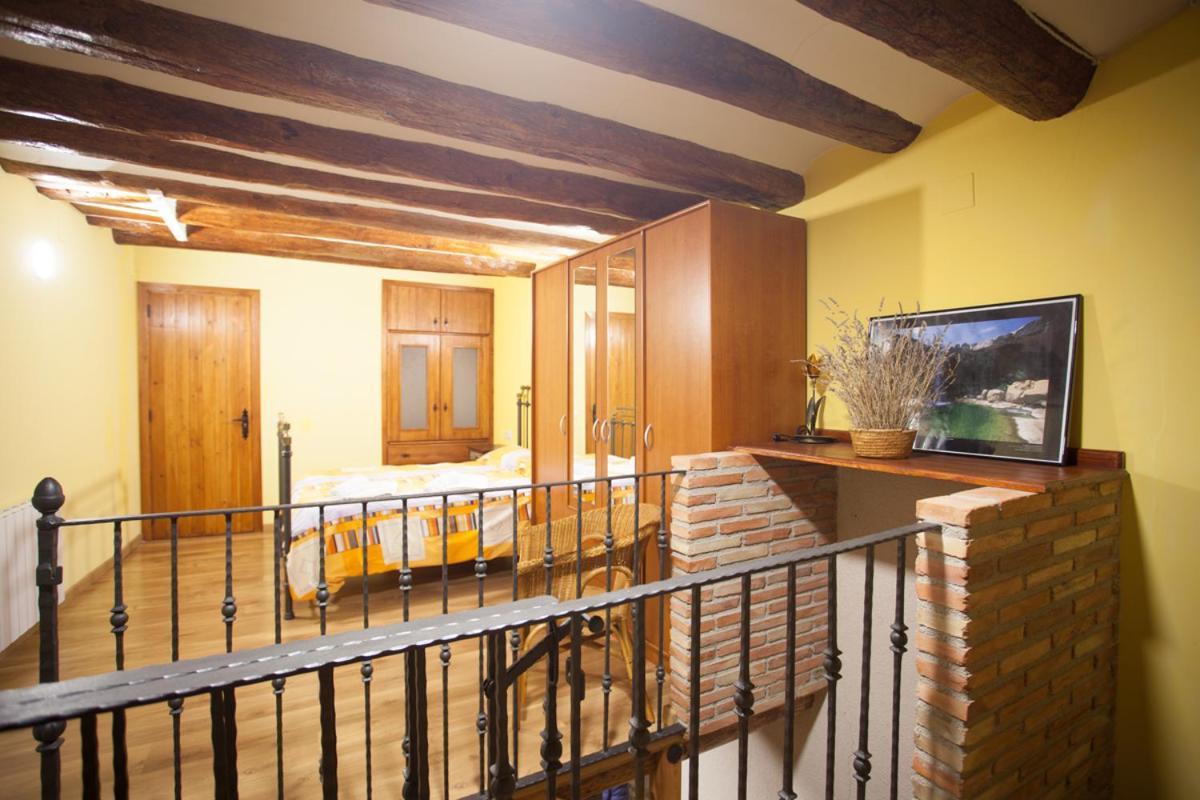 Casa Carranclanc Apartamento Peñarroya de Tastavins Exterior foto